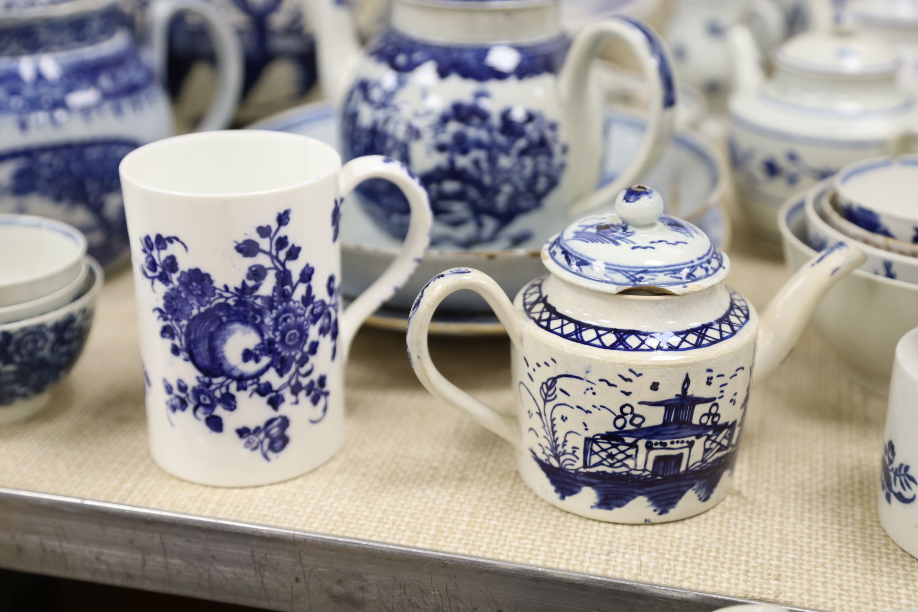 A collection of mainly 18th century English blue and white ceramics, including Worcester, Caughley and Pearlware, (a.f.)